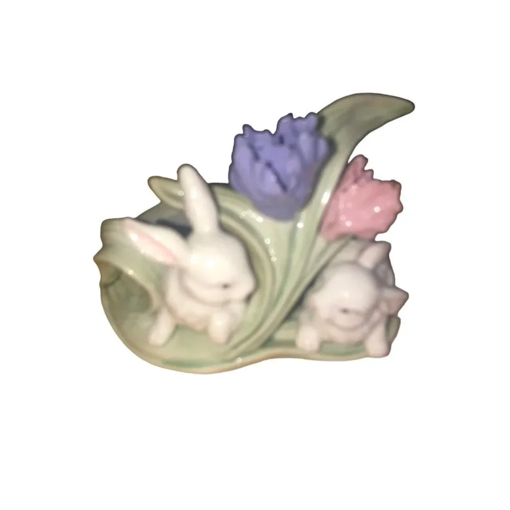 Vtg HOME INTERIORS '02 "Peek-a-boo" Bunny Rabbit Spring Flowers Candle Holder
